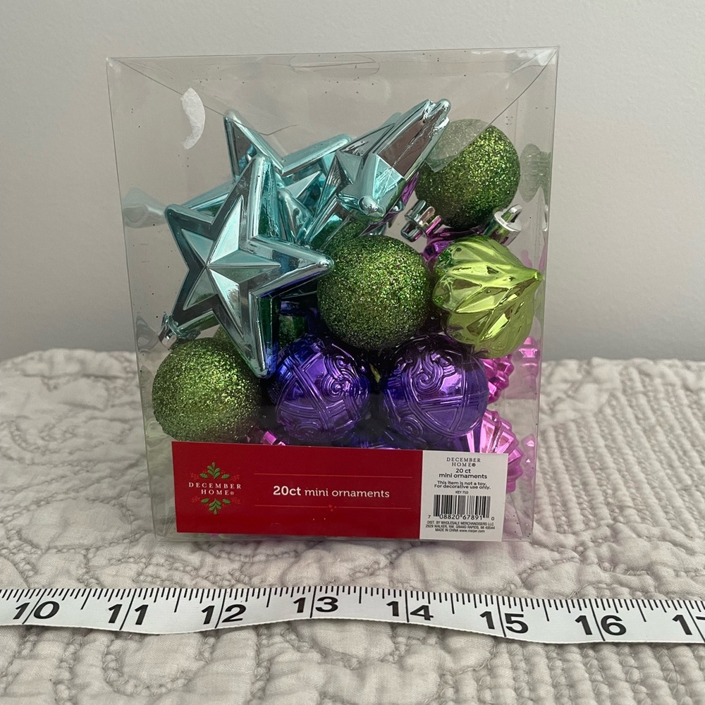 Mini ornaments